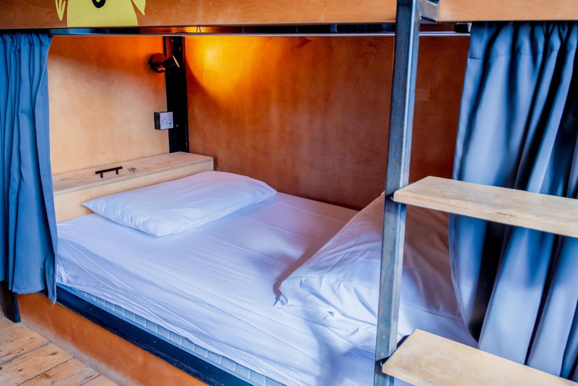 Albergue Leevin George *